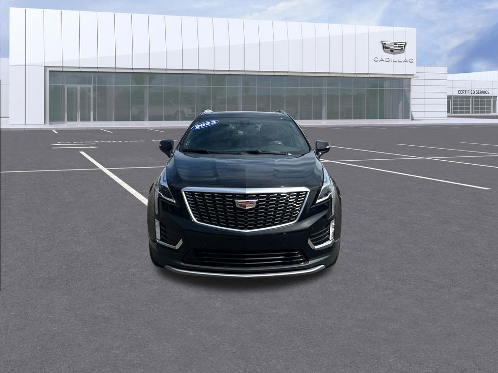 Used 2023 Cadillac XT5 Premium Luxury w/ LPO, Floor Liner Package AWD/4WD image 10