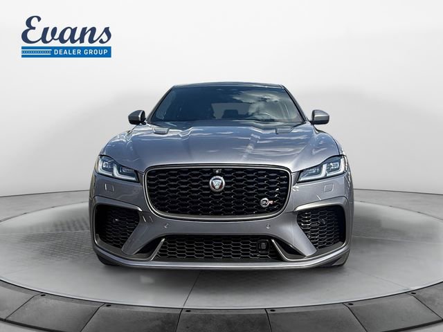 Used 2022 Jaguar F-PACE SVR image 11