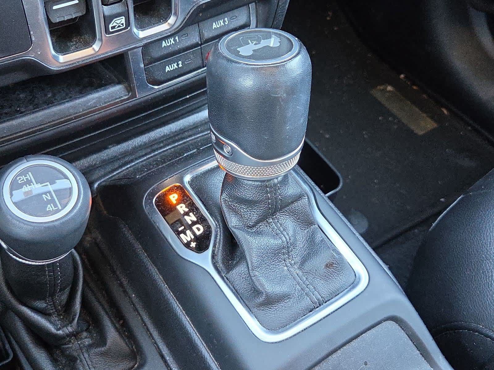 Used 2021 Jeep Wrangler Unlimited Sahara AWD/4WD image 27