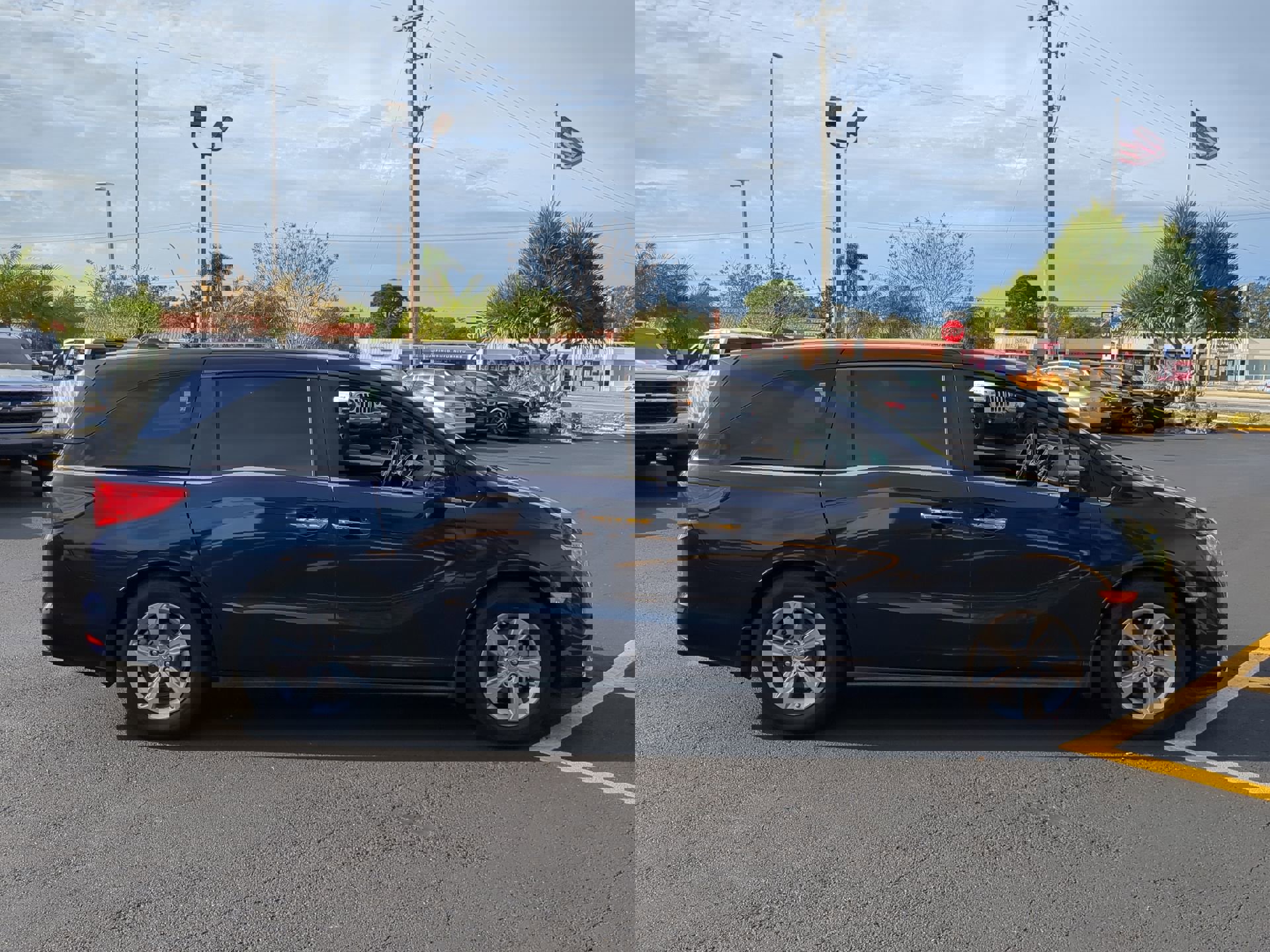 Used 2019 Honda Odyssey EX image 5