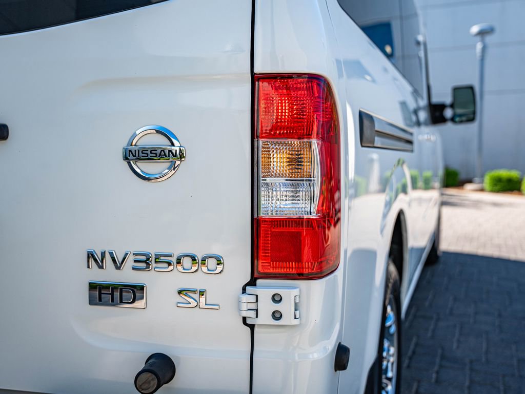 Used 2016 Nissan NV 3500 SL RWD image 13