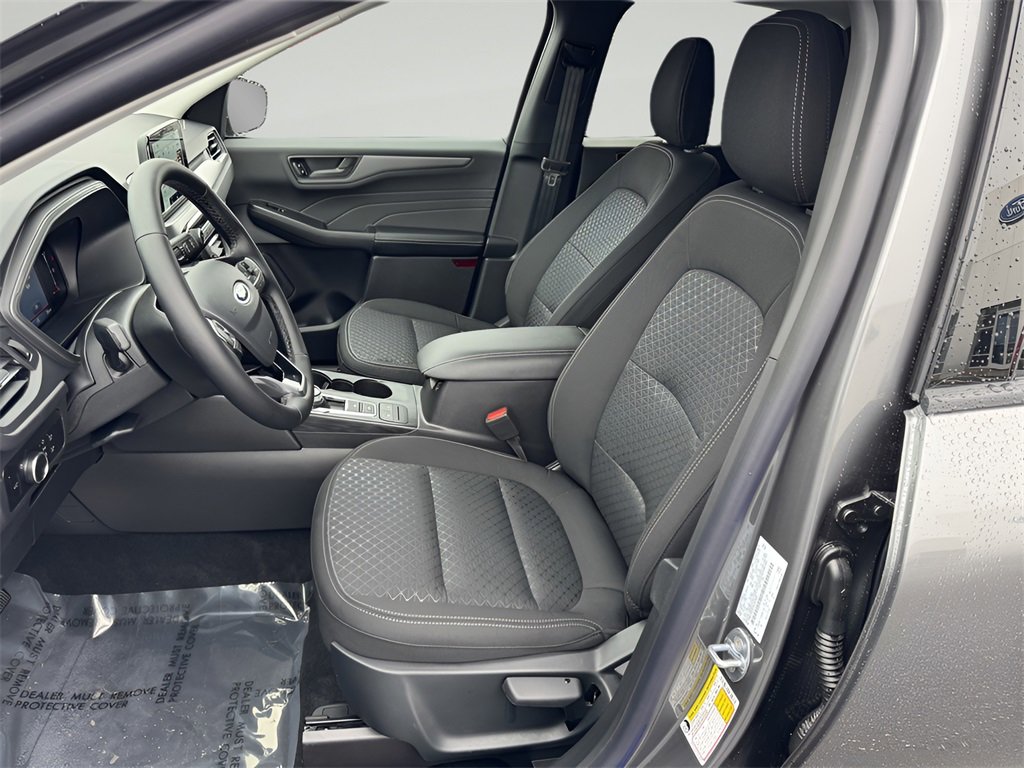 New 2025 Ford Escape Active w/ Cold Weather Package image 10