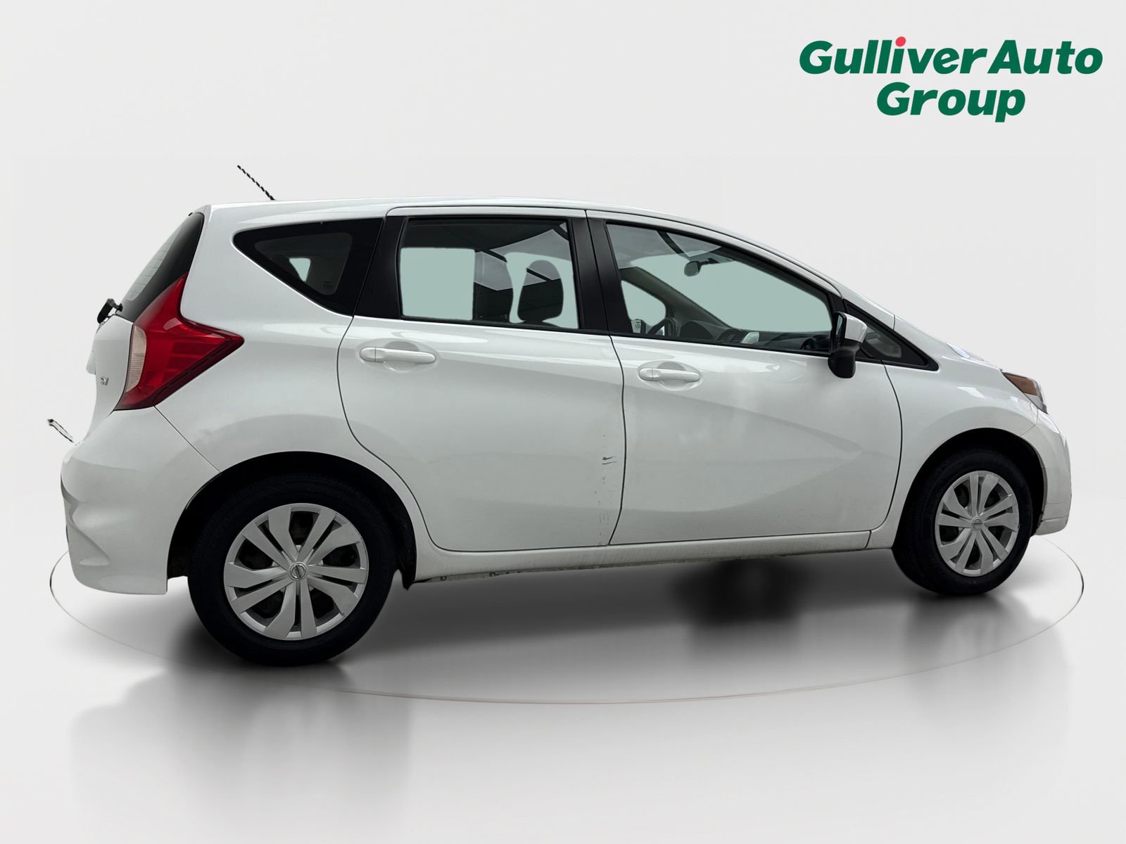 Used 2019 Nissan Versa Note SV FWD image 9