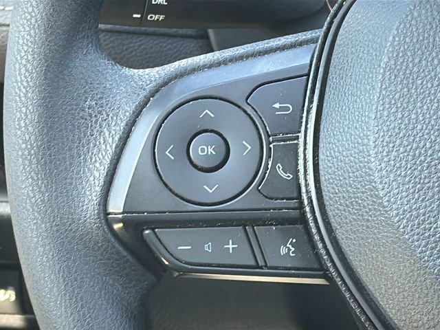 Used 2019 Toyota RAV4 LE w/ Carpet Mat Package FWD image 18