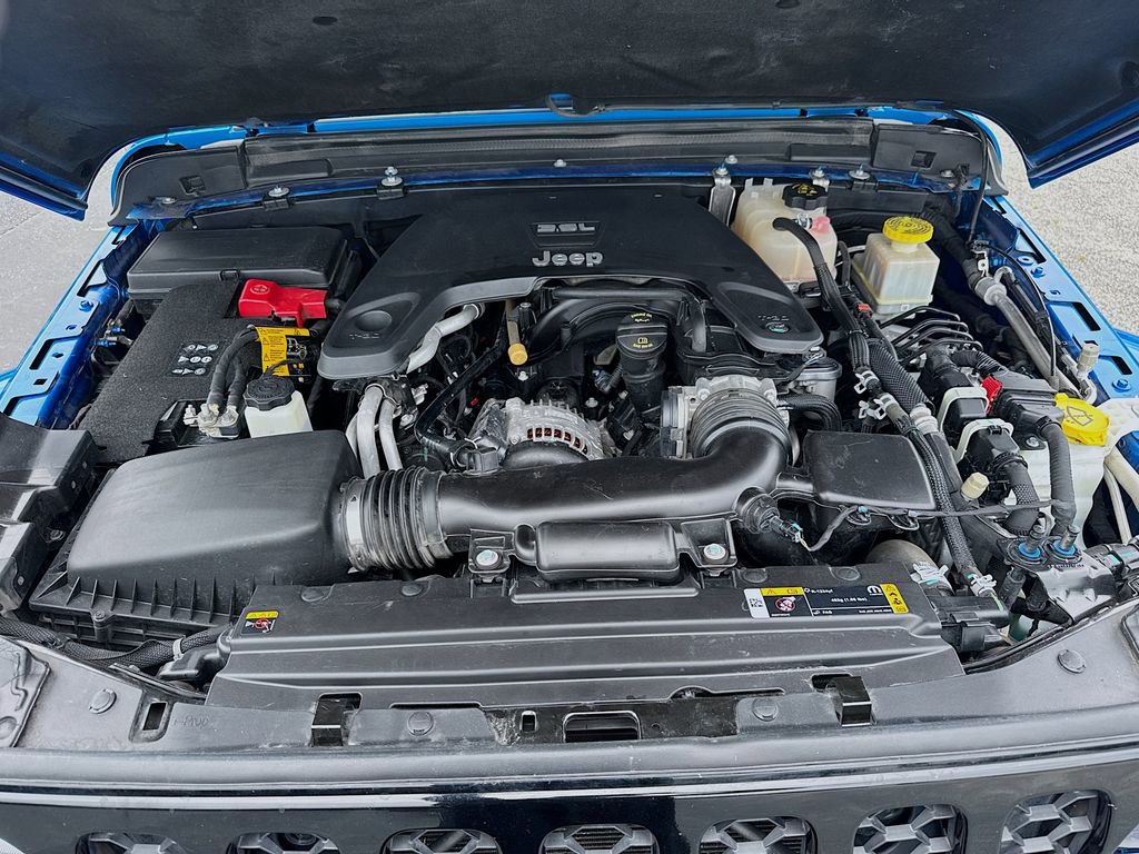 Used 2021 Jeep Gladiator Sport AWD/4WD image 35
