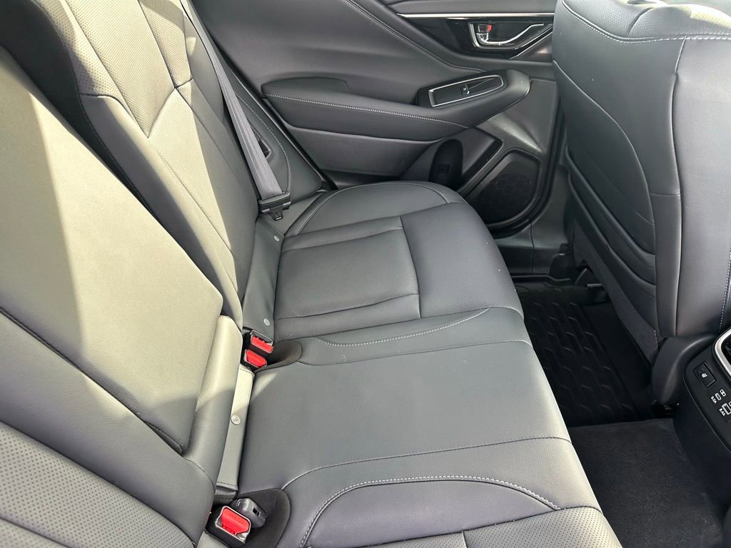 Used 2025 Subaru Outback Limited w/ Popular Package #2 image 19