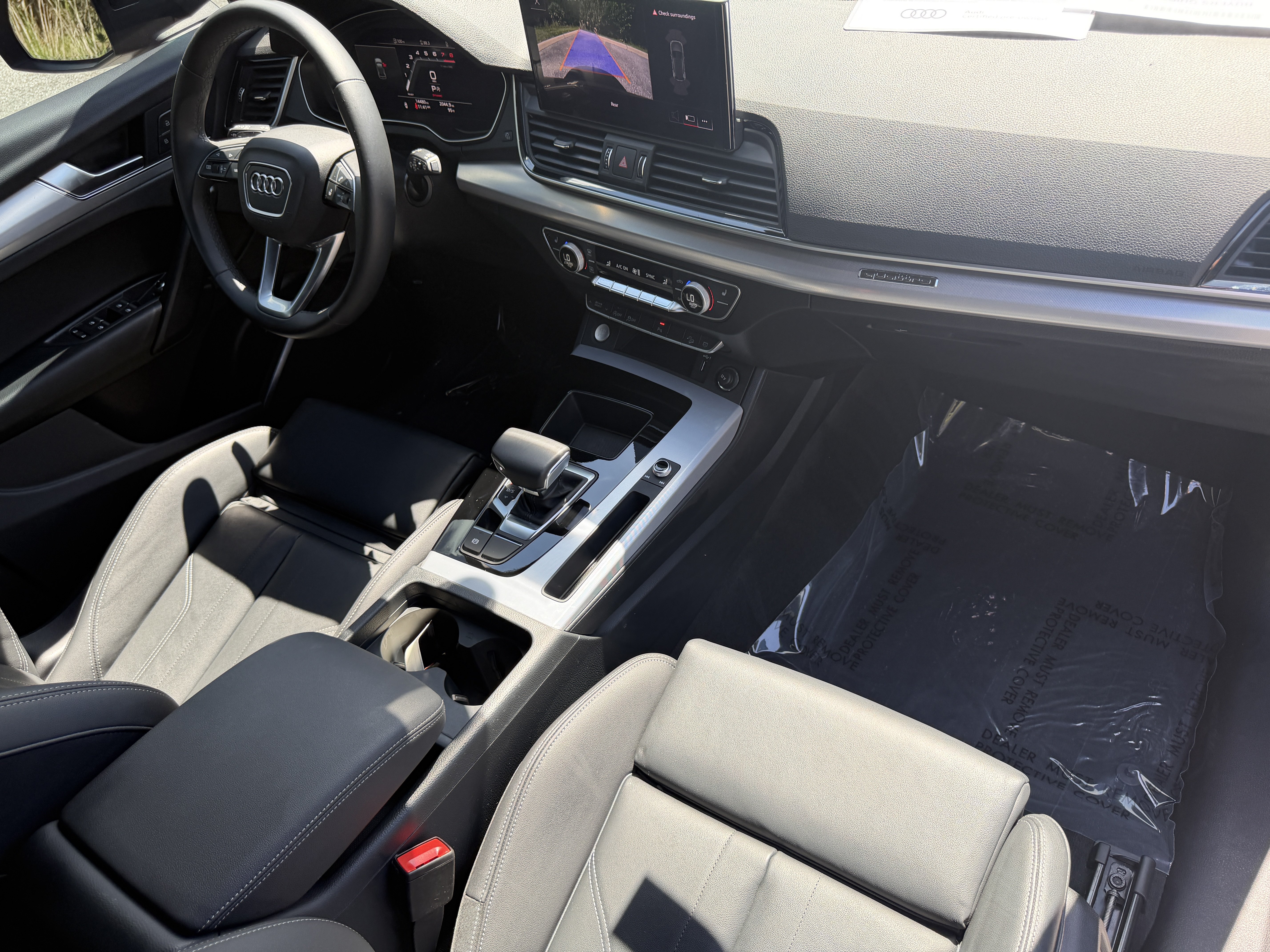 Certified 2025 Audi Q5 2.0T Premium w/ Convenience Plus Package AWD/4WD image 14