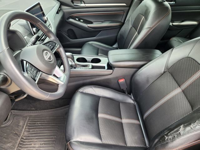 Used 2023 Nissan Altima 2.5 SR FWD image 13