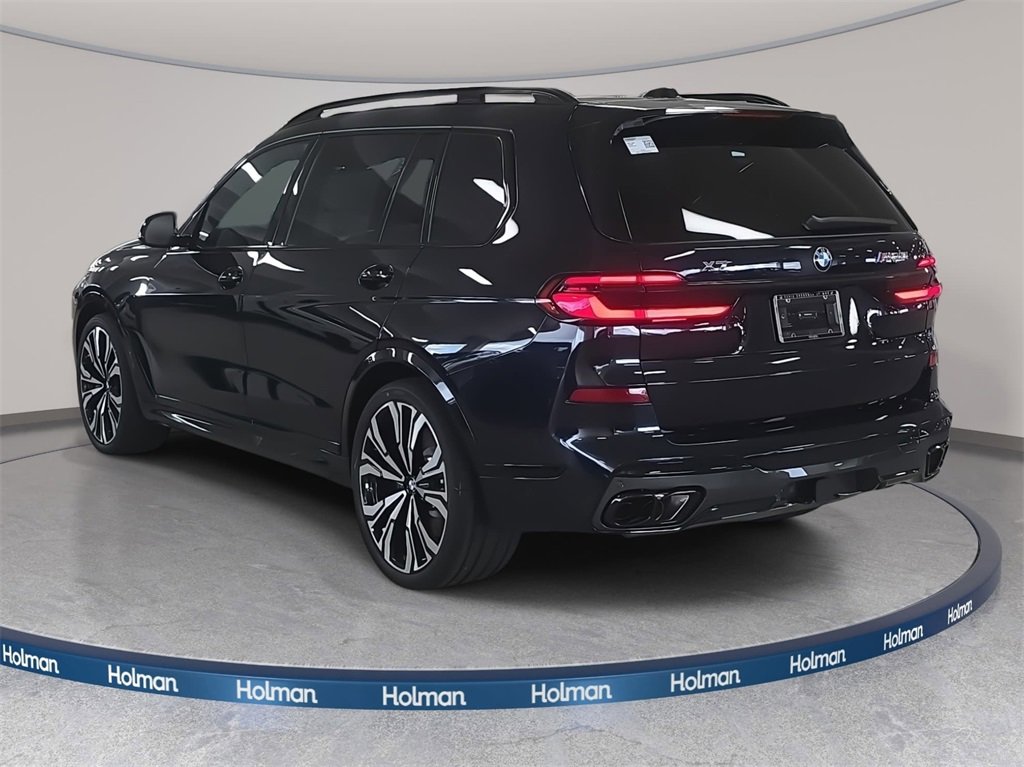 New 2026 BMW X7 M60i image 6