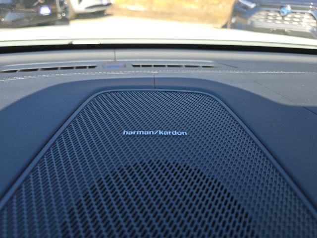 New 2026 Volvo XC60 T8 Ultra w/ Protection Package Premier image 36