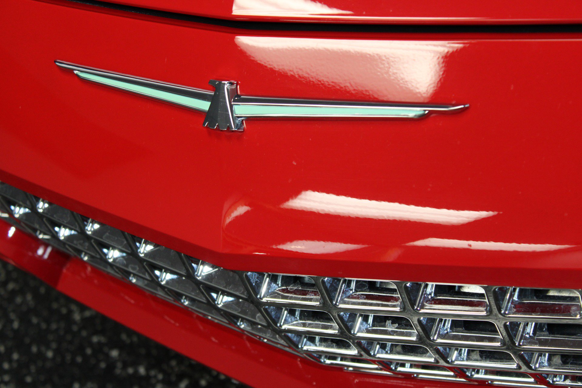 Used 2005 Ford Thunderbird RWD image 19