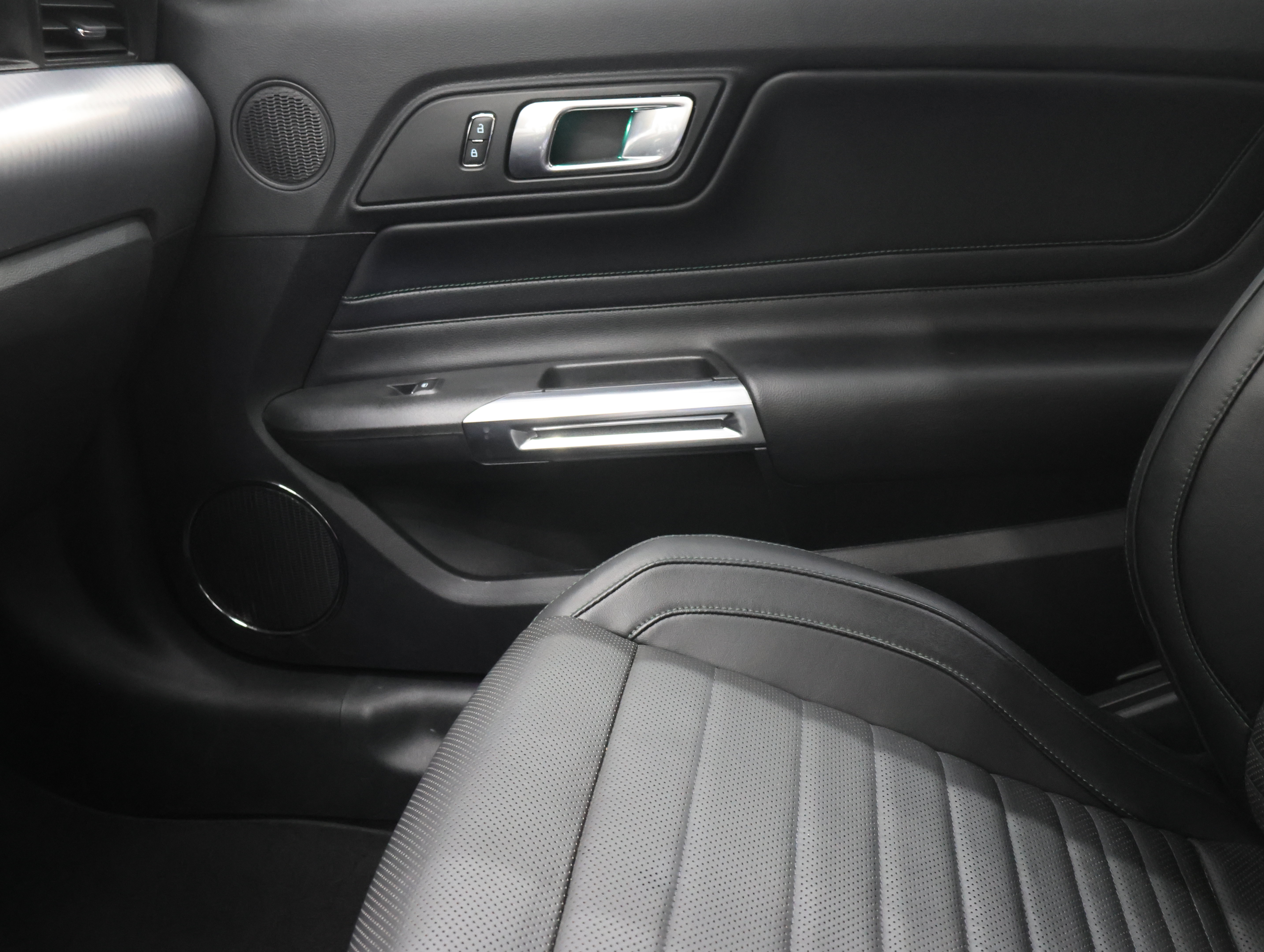 Used 2019 Ford Mustang Bullitt w/ Bullitt Electronics Package RWD image 13