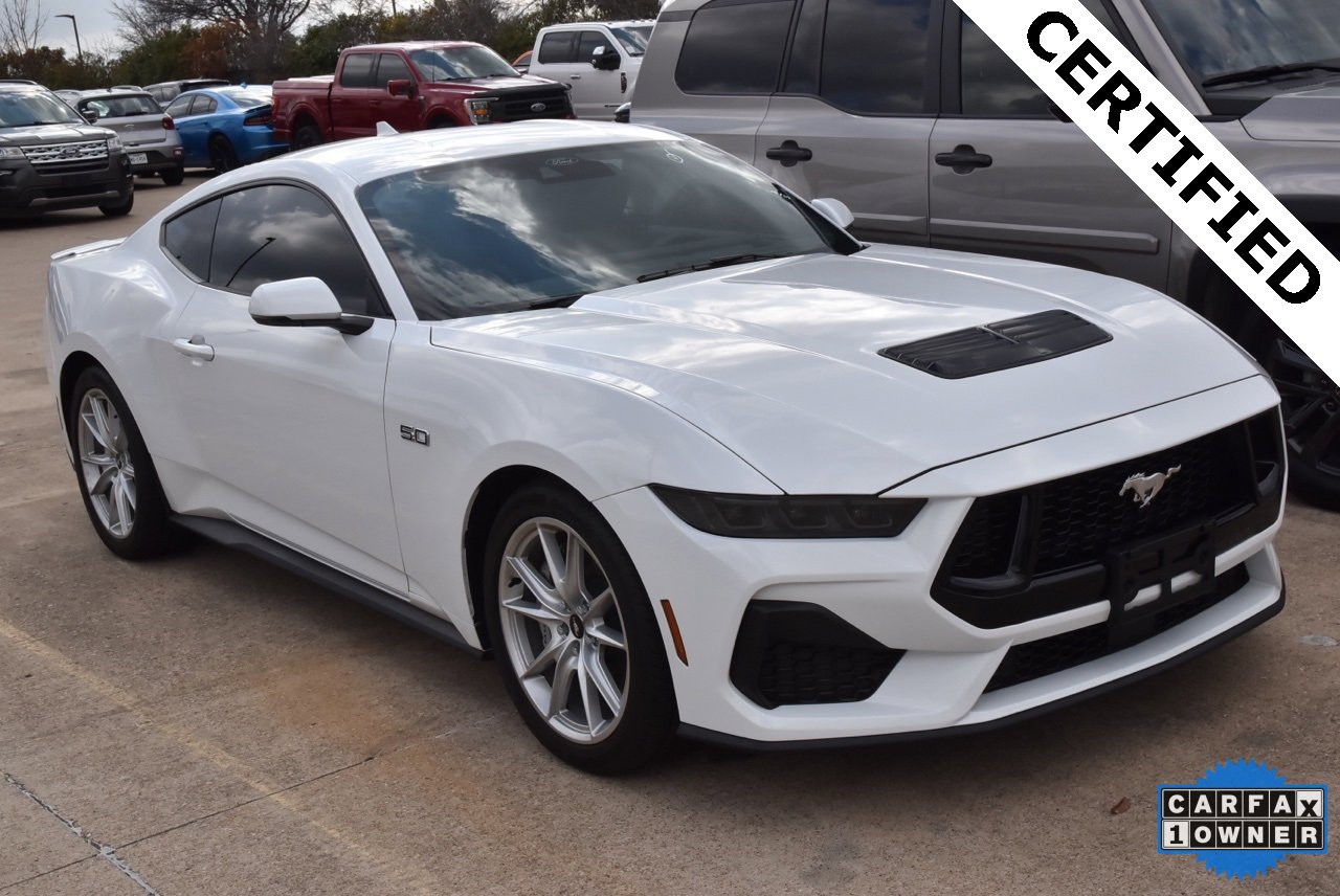 Used 2025 Ford Mustang GT Premium image 4