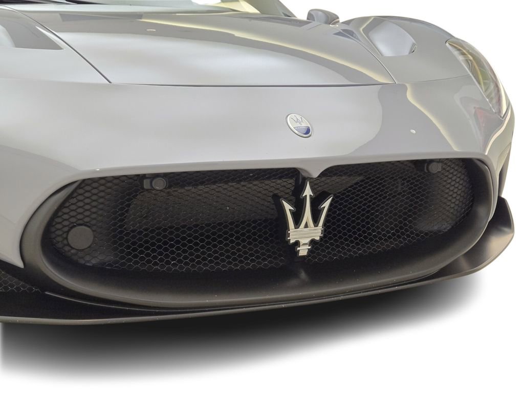 Used 2023 Maserati MC20 Spyder image 4