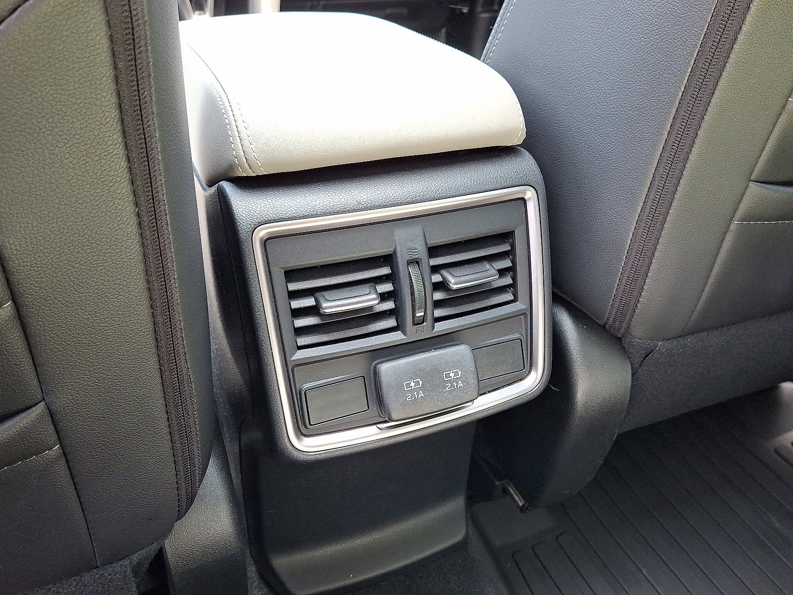 Used 2021 Subaru Forester Limited AWD/4WD image 8