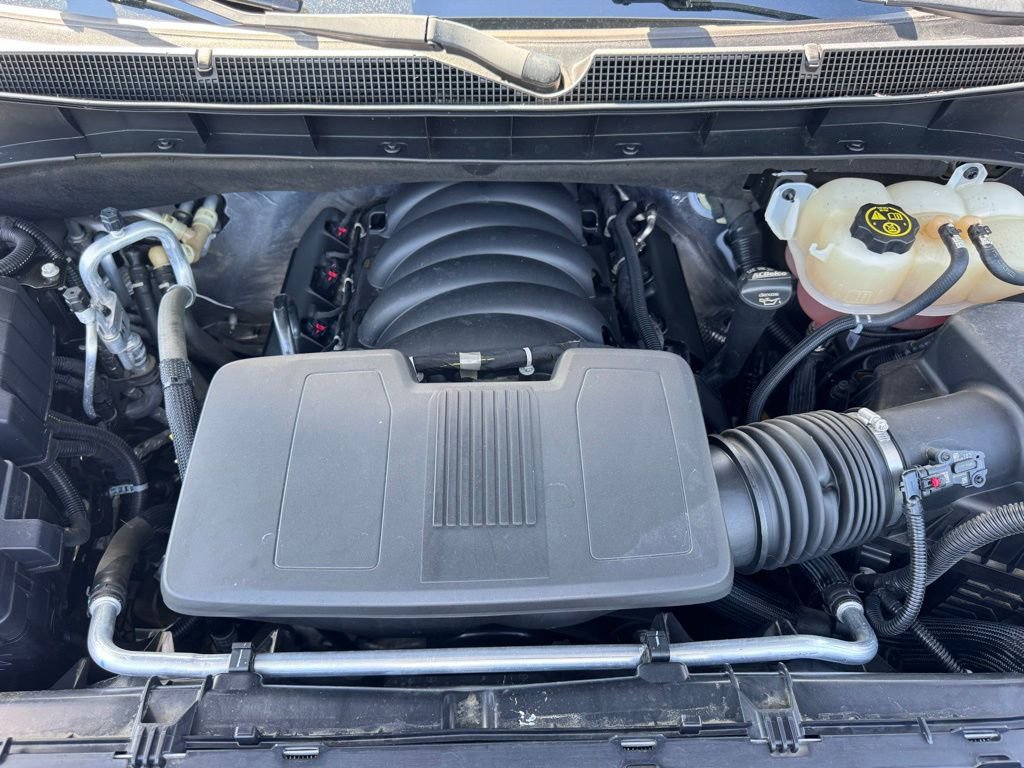 Used 2023 Chevrolet Tahoe LT w/ Luxury Package AWD/4WD image 38