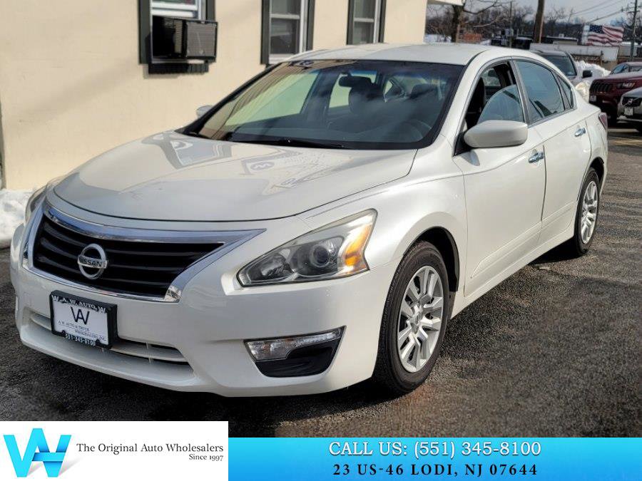 Used 2014 Nissan Altima 2.5 S w/ Display Audio Package image 3