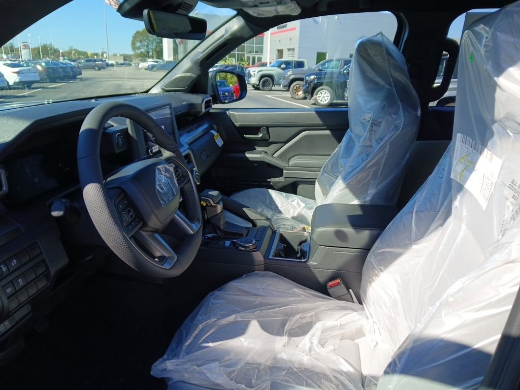 New 2025 Toyota Tacoma SR5 image 6