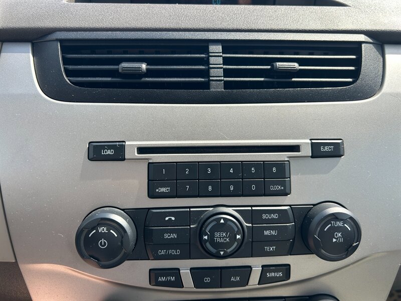 Used 2008 Ford Focus SE image 15