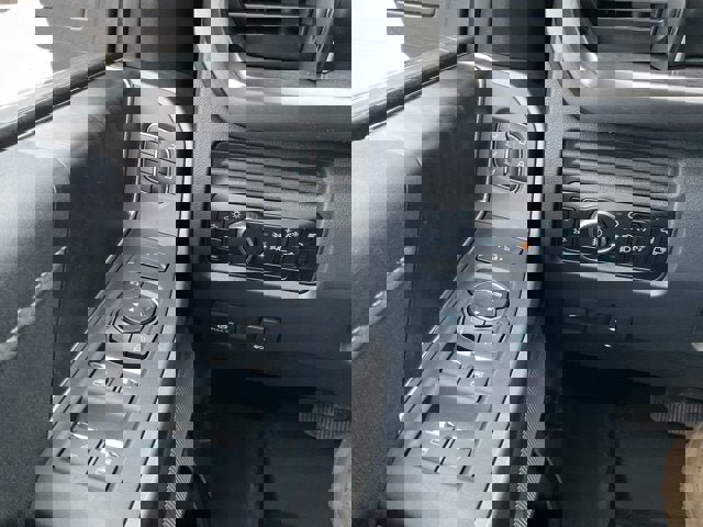 New 2026 Ford F250 Lariat w/ Lariat Premium Package image 15