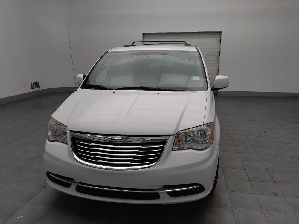 Used 2016 Chrysler Town & Country Touring w/ Driver Convenience Group image 15