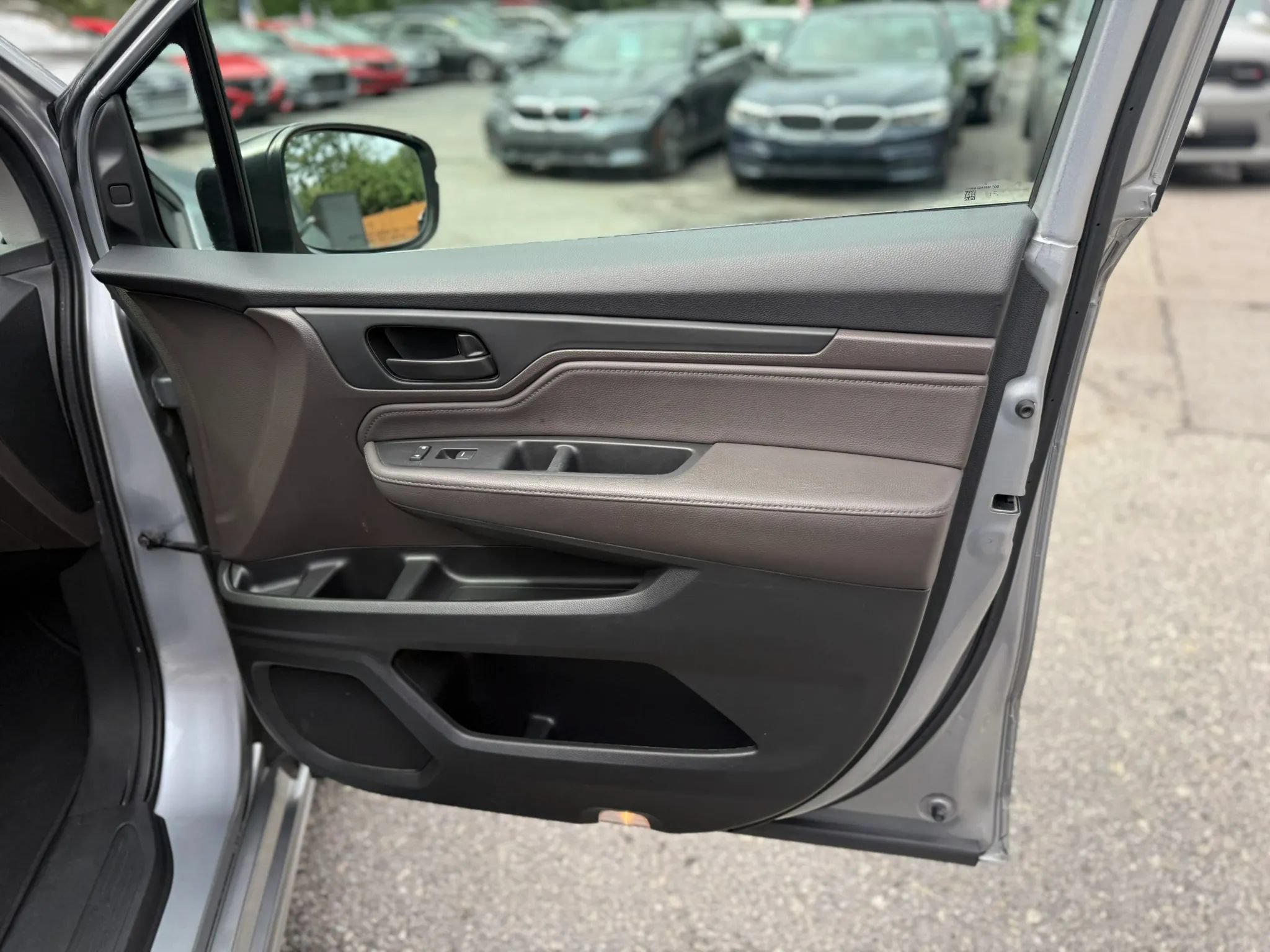 Used 2018 Honda Odyssey Touring image 15