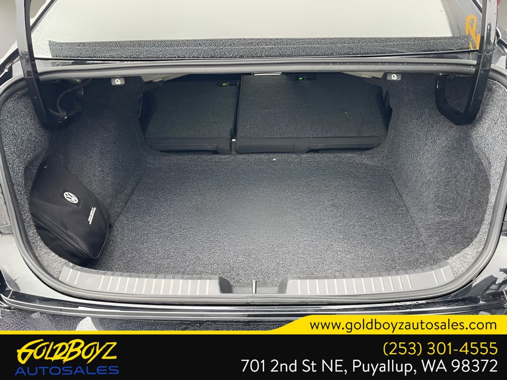 Used 2023 Volkswagen Jetta S image 23