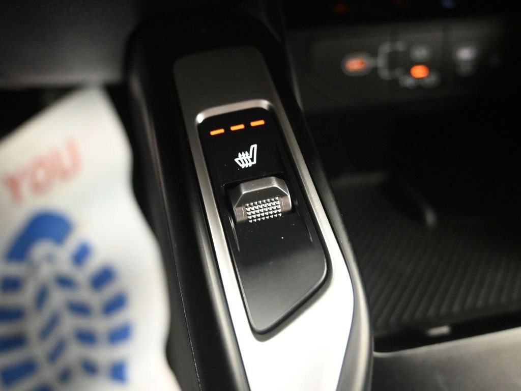 Certified 2024 Kia Sorento EX w/ Panoramic Sunroof Package image 23