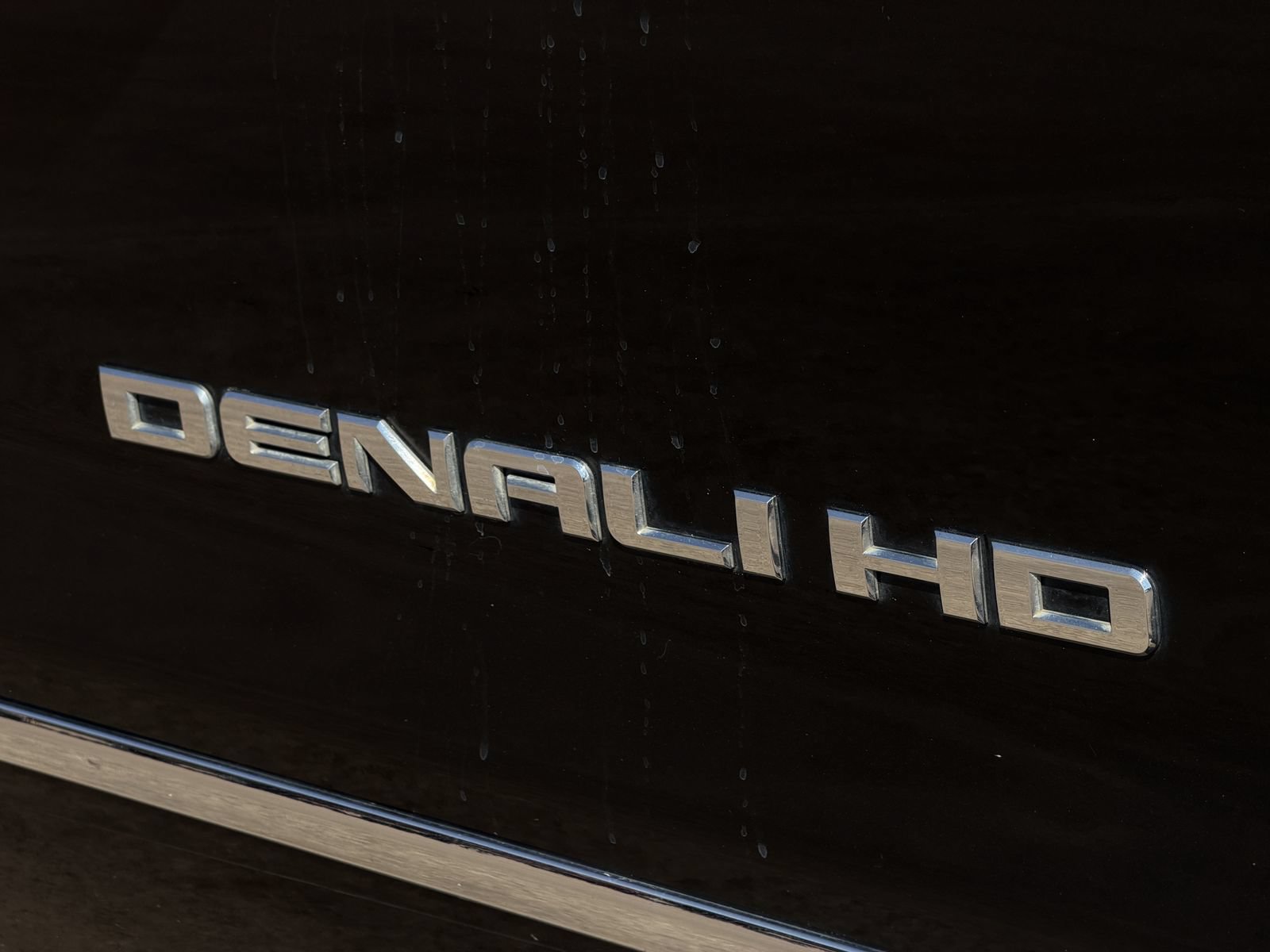 Used 2015 GMC Sierra 2500 Denali w/ Driver Alert Package AWD/4WD image 11