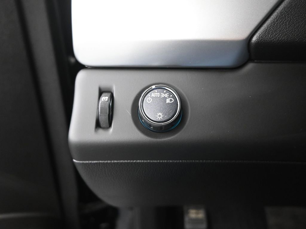 Used 2019 Chevrolet Tahoe LT image 13