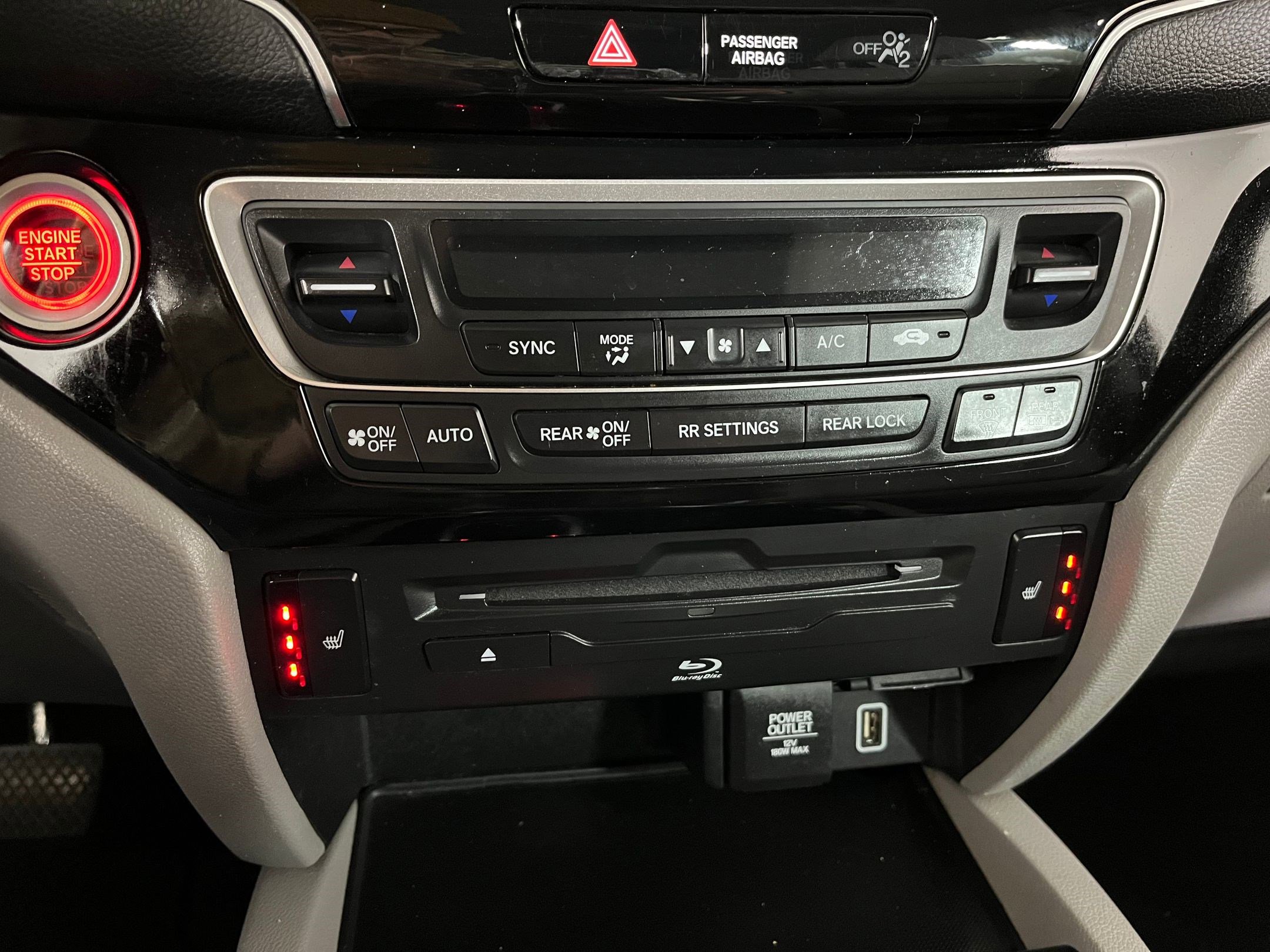 Certified 2019 Honda Pilot Touring image 15