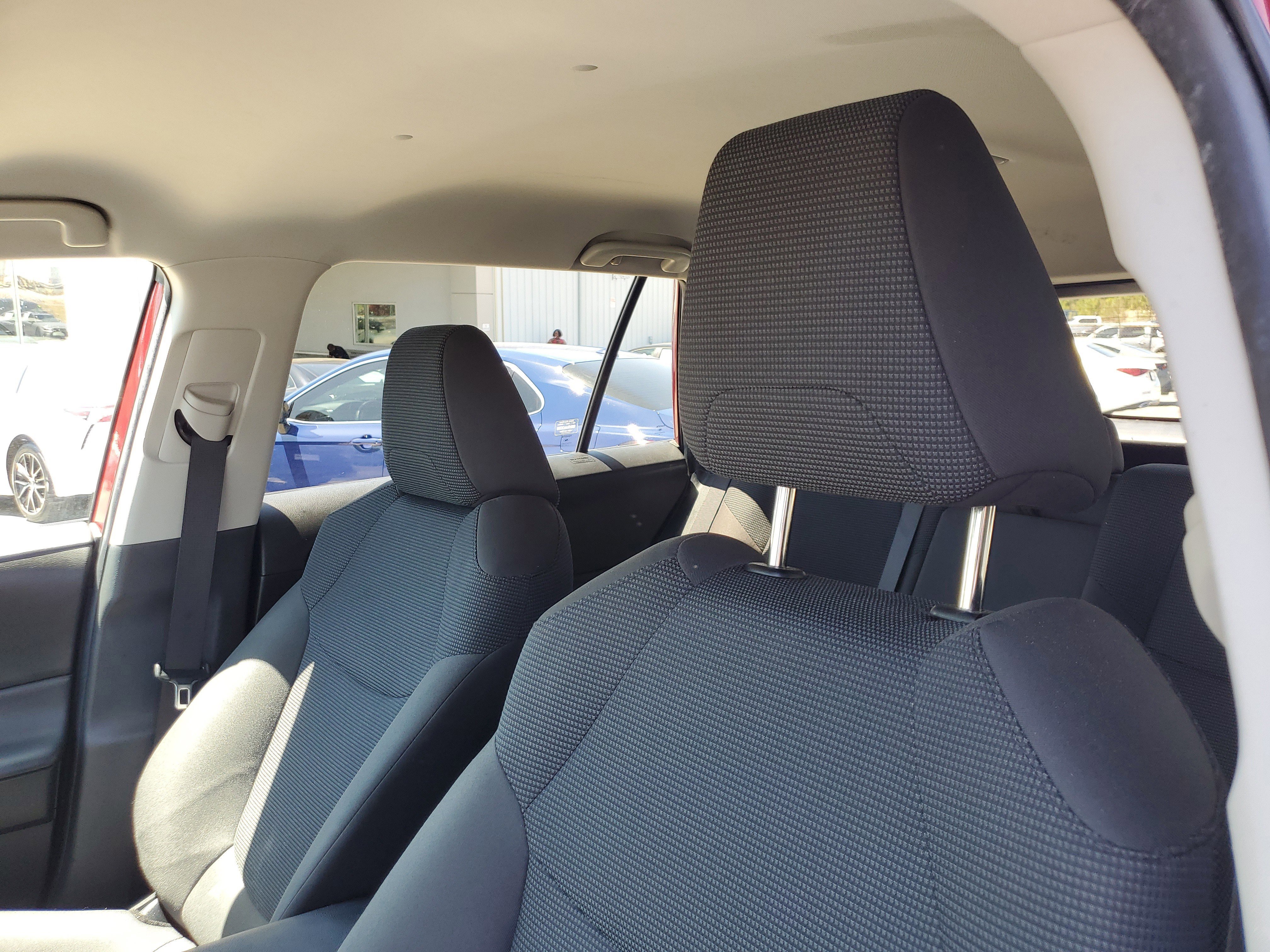 Used 2024 Toyota RAV4 LE AWD/4WD image 16