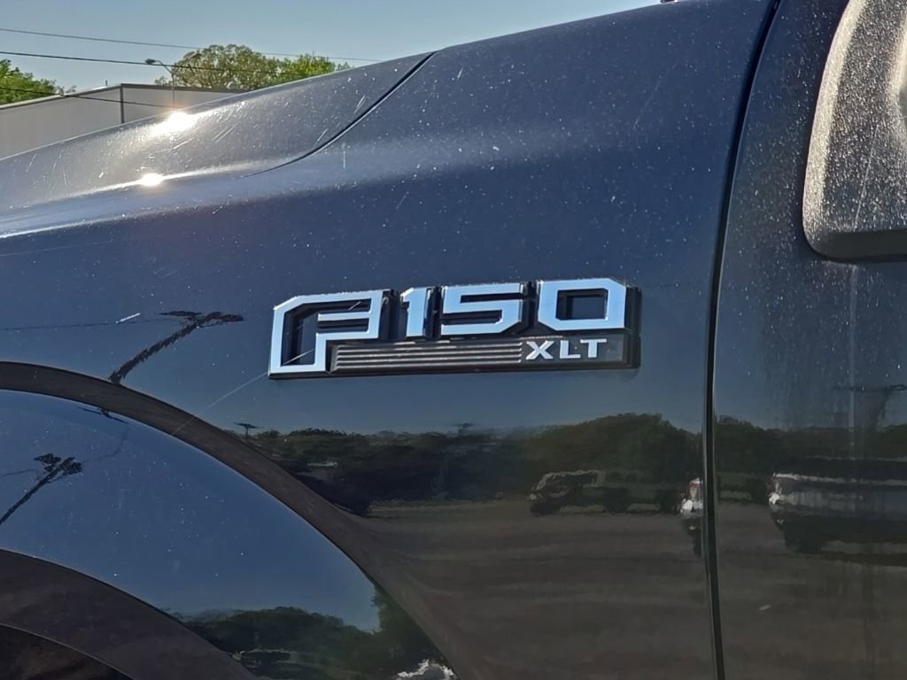 Used 2019 Ford F150 XLT w/ Equipment Group 302A Luxury AWD/4WD image 11