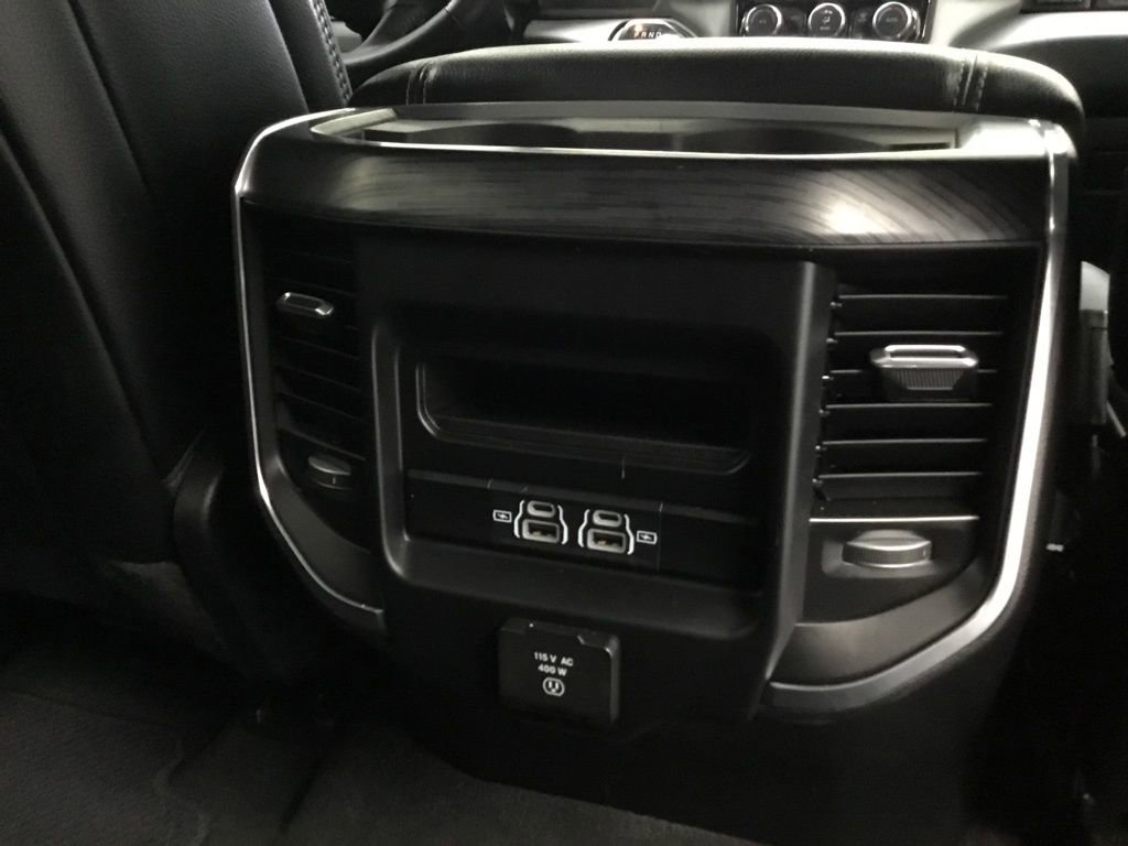Used 2024 RAM 1500 Laramie AWD/4WD image 19
