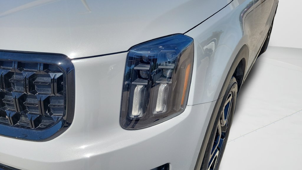 Used 2025 Kia Telluride EX X-Line AWD/4WD image 24