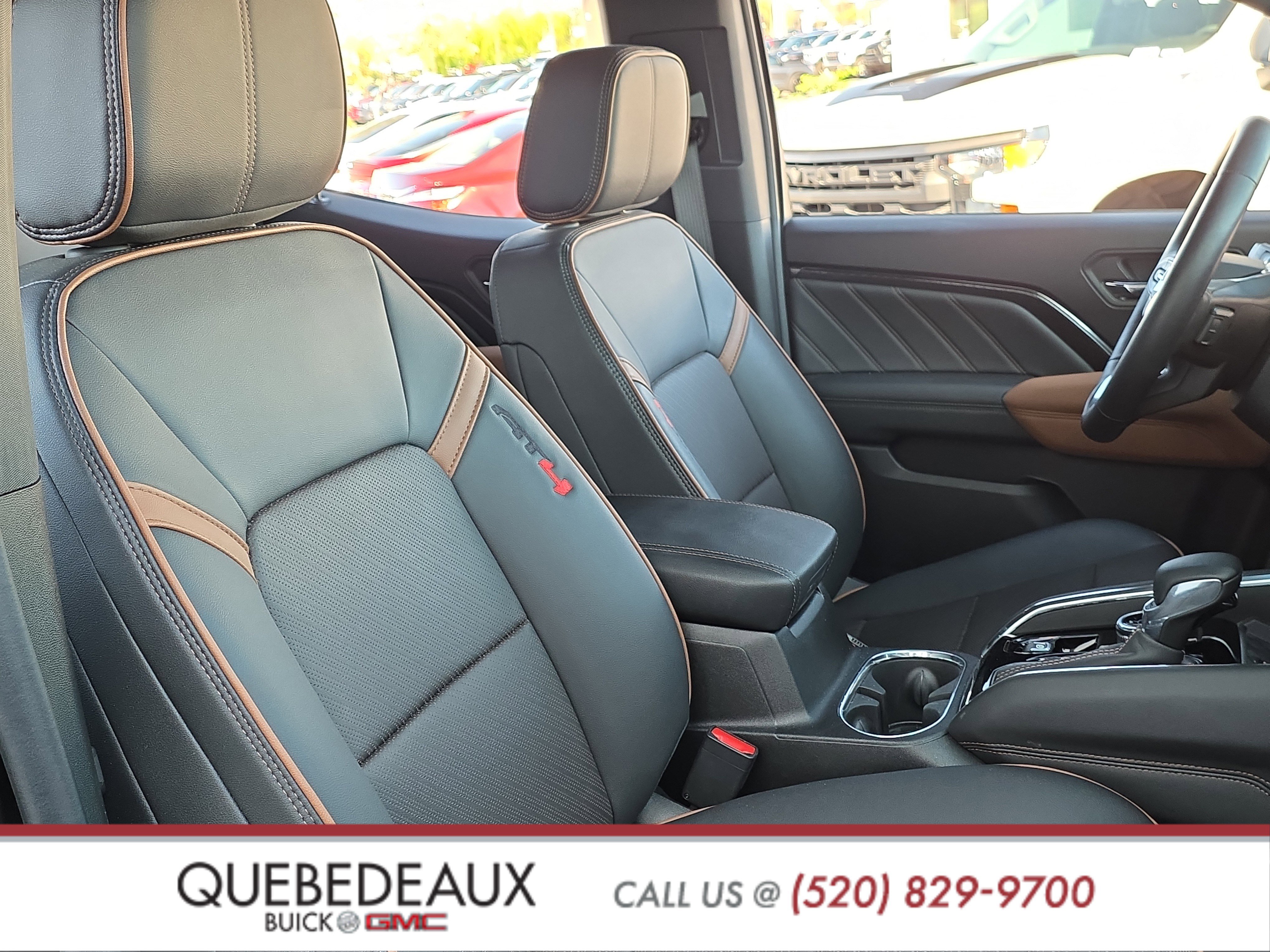 Used 2025 GMC Canyon AT4 w/ AT4 Premium Package image 33