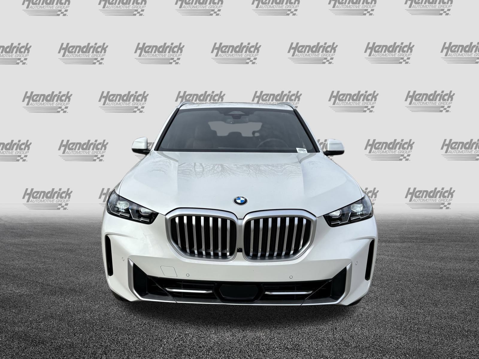 Used 2026 BMW X5 sDrive40i w/ Premium Package RWD image 3
