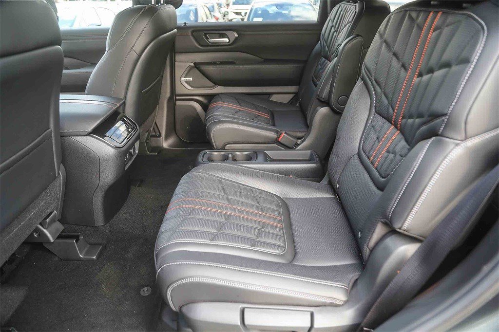 New 2026 Nissan Armada PRO-4X image 19