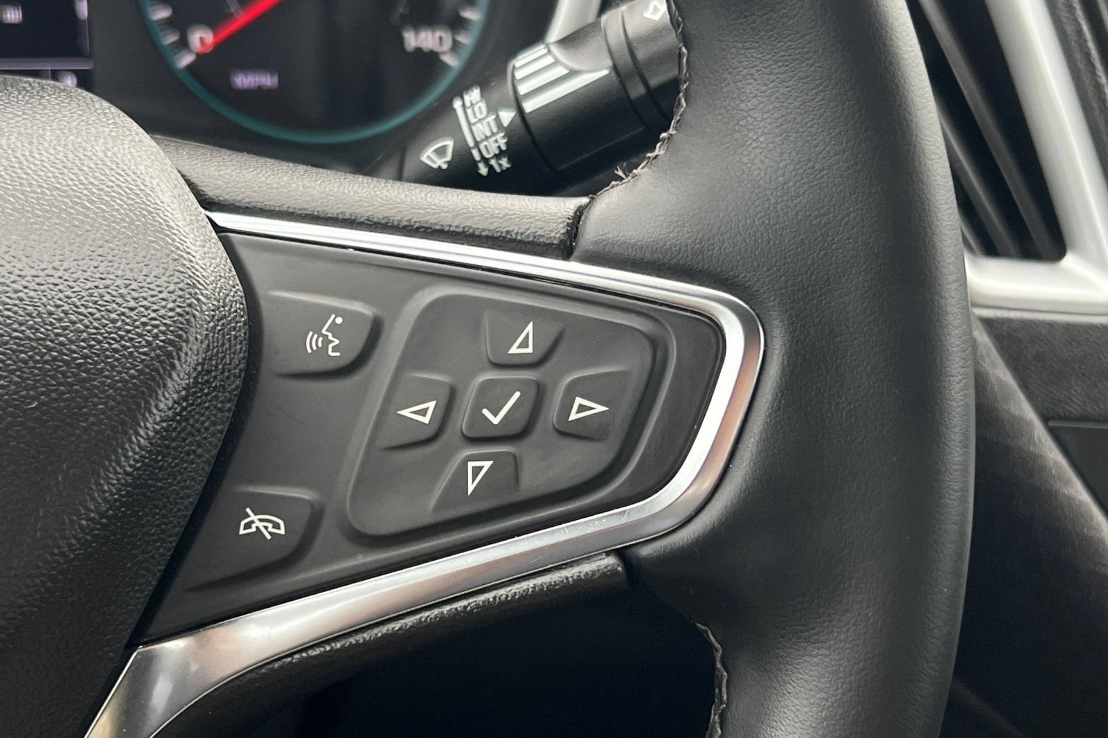 Used 2024 Chevrolet Malibu RS FWD image 26