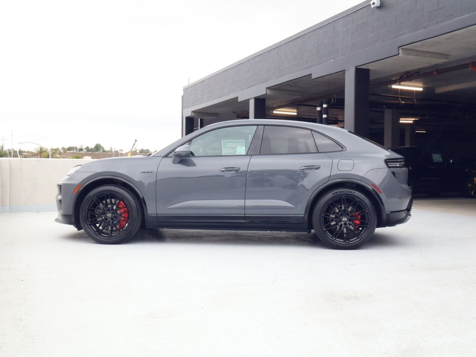 New 2026 Porsche Macan Turbo Electric AWD/4WD video 2