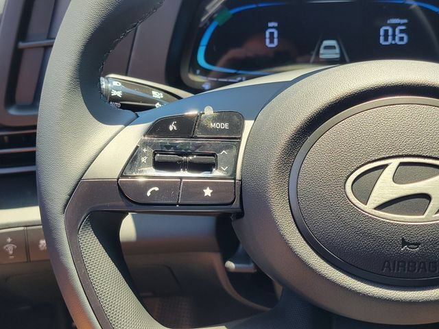 New 2026 Hyundai Elantra SEL Sport FWD image 7