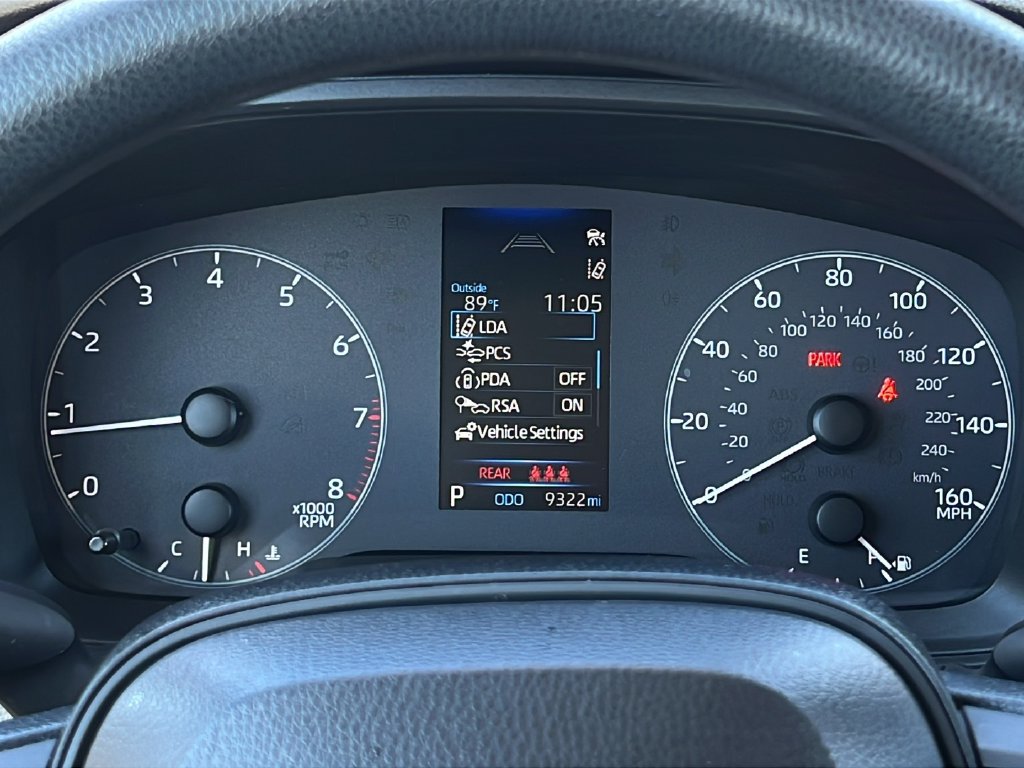 Used 2024 Toyota Corolla Cross L FWD image 21