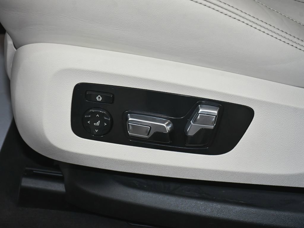 Used 2024 BMW X6 M Competition w/ Executive Package AWD/4WD image 53