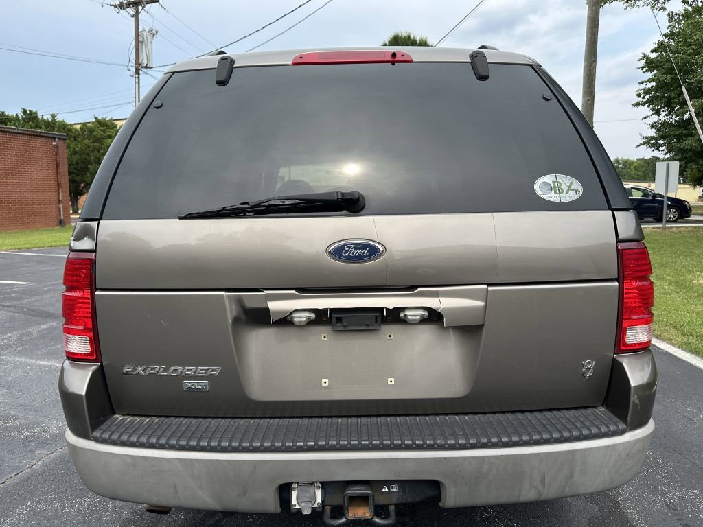 Used 2002 Ford Explorer XLT image 7