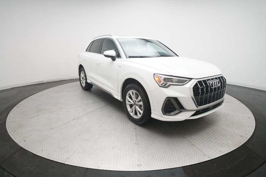 Used 2025 Audi Q3 2.0T Premium AWD/4WD image 38
