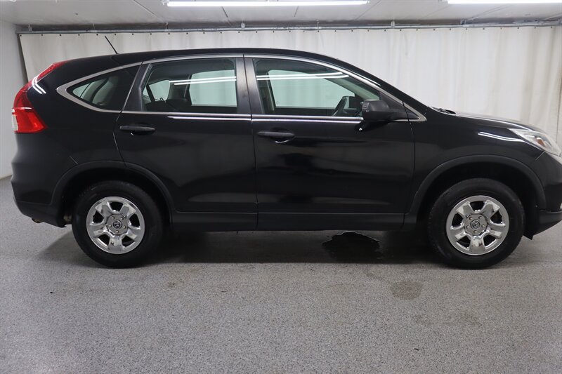 Used 2016 Honda CR-V LX image 8
