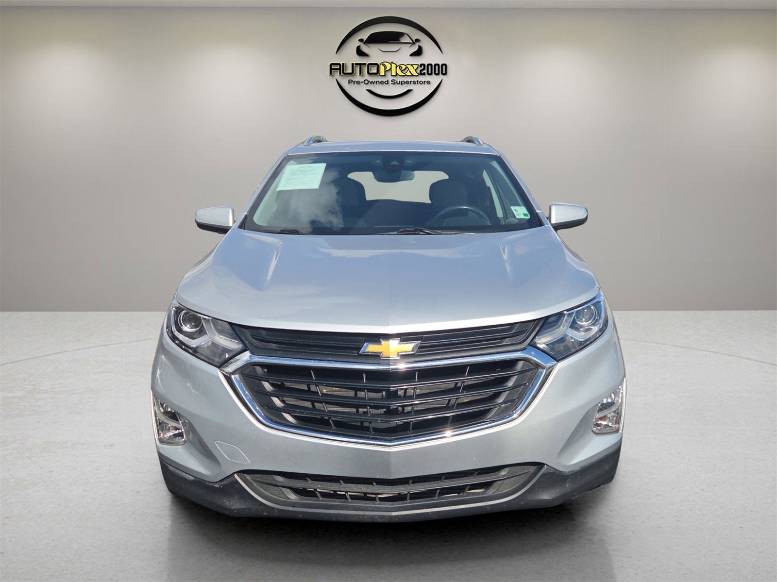 Used 2020 Chevrolet Equinox LT image 2
