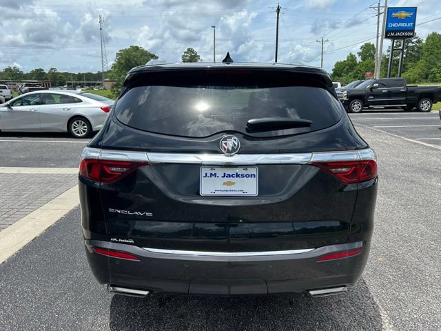 Used 2023 Buick Enclave Premium w/ Experience Buick Package FWD image 3