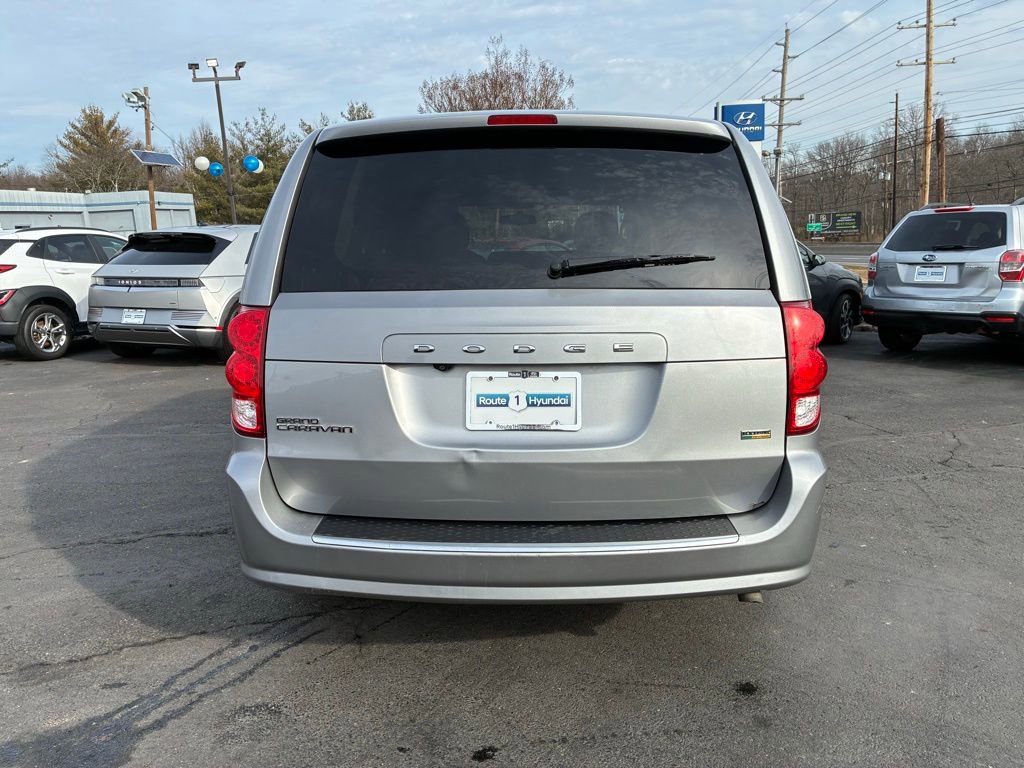 Used 2017 Dodge Grand Caravan SE w/ Power Window Group image 6