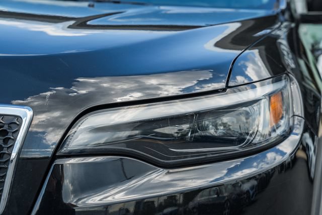 Used 2019 Jeep Cherokee Latitude Plus FWD image 12